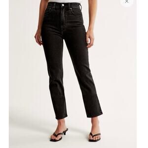 NWOT ABERCROMBIE CURVE LOVE 27 Dark Wash Ankle Straight Ultra High Rise